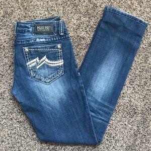 Straight leg Miss Me Jeans